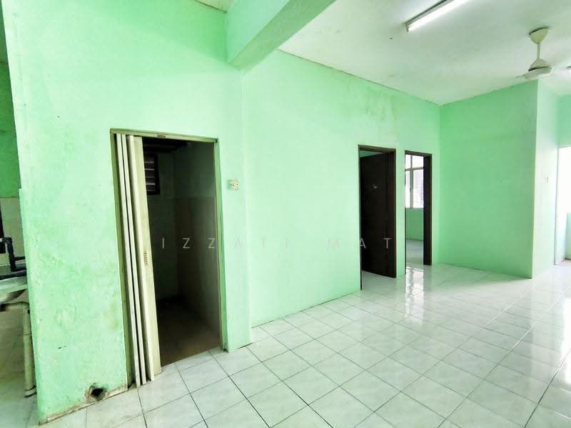 Flat for Sale at Pusat Hentian Kajang - Izzati Mat - Interior - PropertyGuru.com.my
