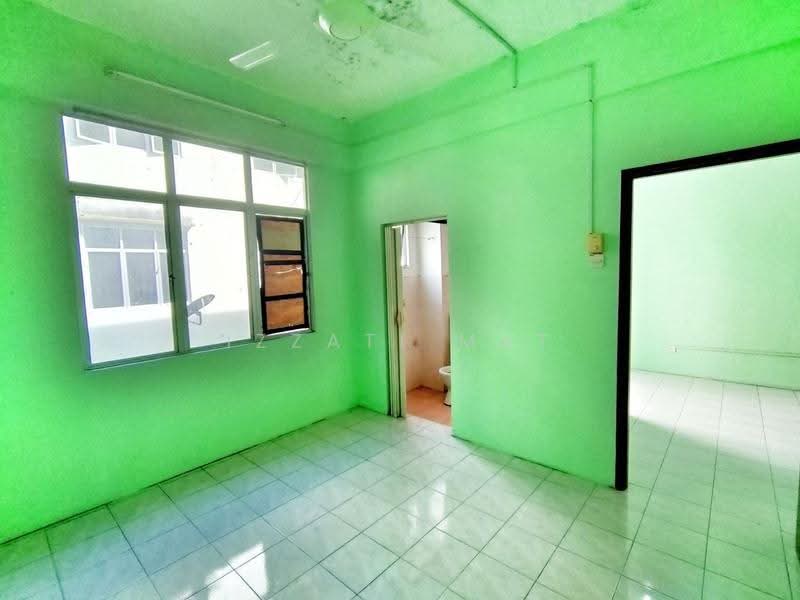 Flat for Sale at Pusat Hentian Kajang - Izzati Mat - Interior - PropertyGuru.com.my