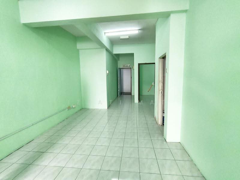 Flat for Sale at Pusat Hentian Kajang - Izzati Mat - Corridor - PropertyGuru.com.my
