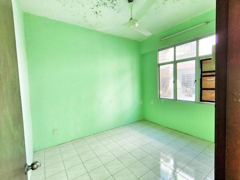 Flat for Sale at Pusat Hentian Kajang - Izzati Mat - Interior - PropertyGuru.com.my