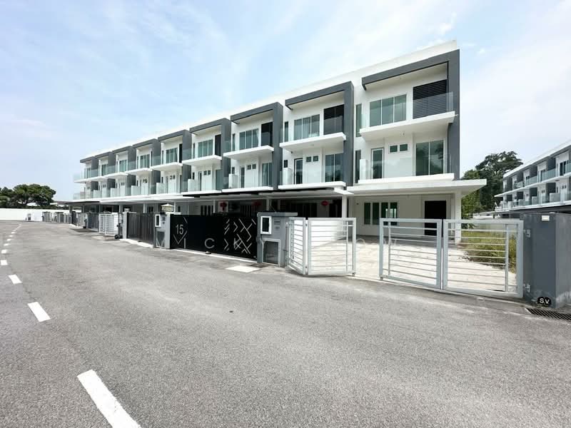3-storey Terraced House for Sale in Bayan Lepas (Penang) - Vicky Leow - Exterior - PropertyGuru.com.my