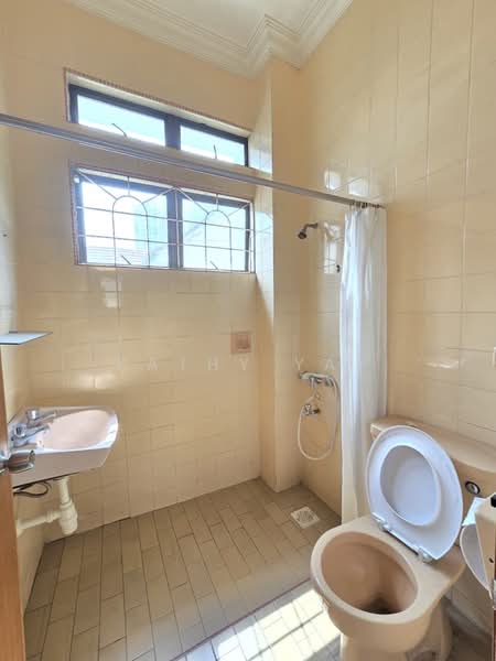 Bungalow House for Rent in Setapak (Kuala Lumpur) - Kathy Yap - Bathroom - PropertyGuru.com.my