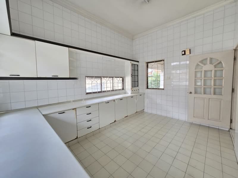 Bungalow House for Rent in Setapak (Kuala Lumpur) - Kathy Yap - Kitchen - PropertyGuru.com.my