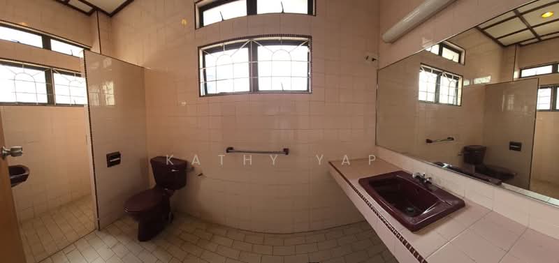 Bungalow House for Rent in Setapak (Kuala Lumpur) - Kathy Yap - Bathroom - PropertyGuru.com.my