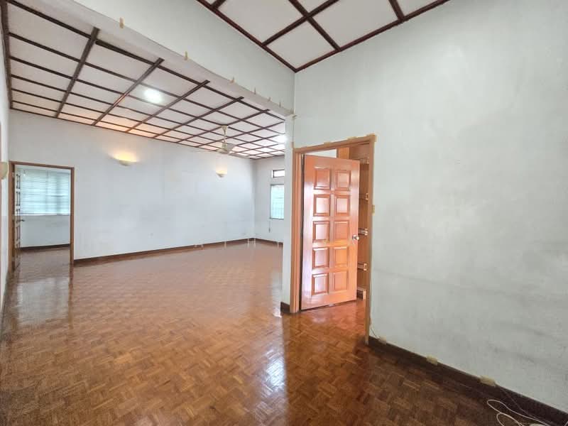 Bungalow House for Rent in Setapak (Kuala Lumpur) - Kathy Yap - Living Room - PropertyGuru.com.my