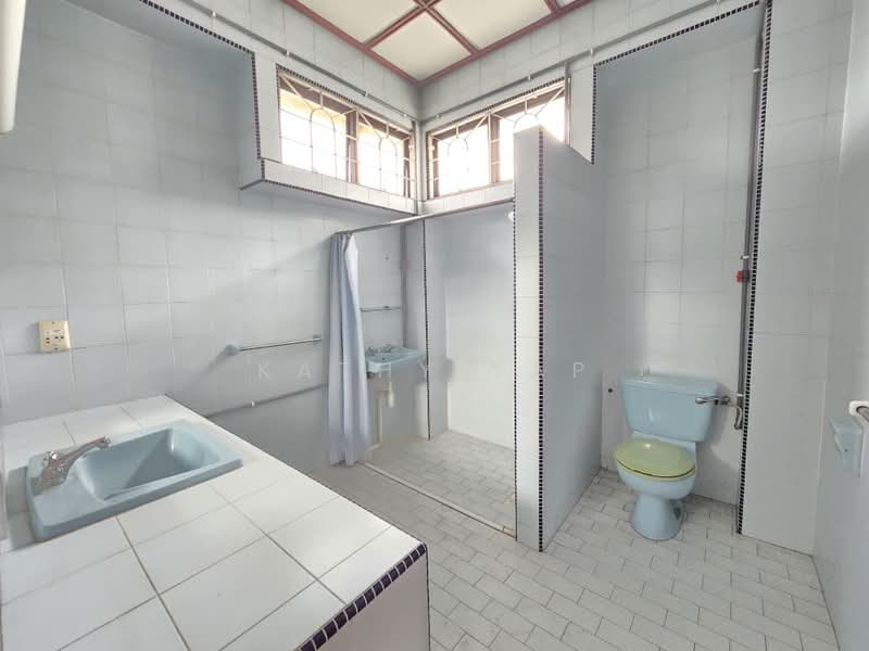 Bungalow House for Rent in Setapak (Kuala Lumpur) - Kathy Yap - Bathroom - PropertyGuru.com.my