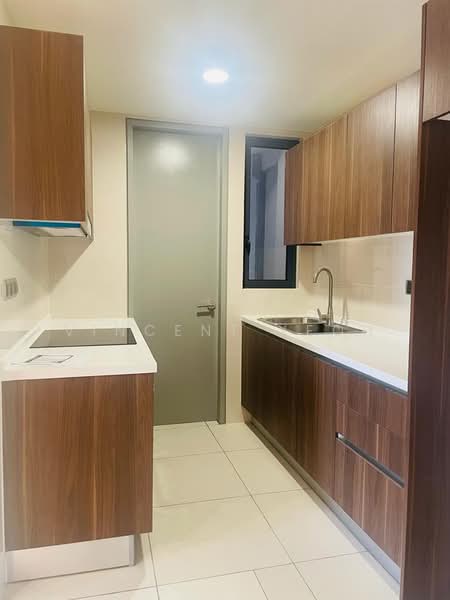 Kediaman Servis untuk Dijual di The Era @ Duta North - Vincent Yeoh - Kitchen - PropertyGuru.com.my