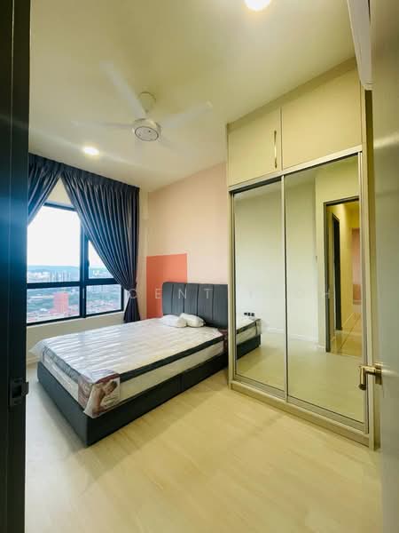 Kediaman Servis untuk Dijual di The Era @ Duta North - Vincent Yeoh - Bedroom - PropertyGuru.com.my