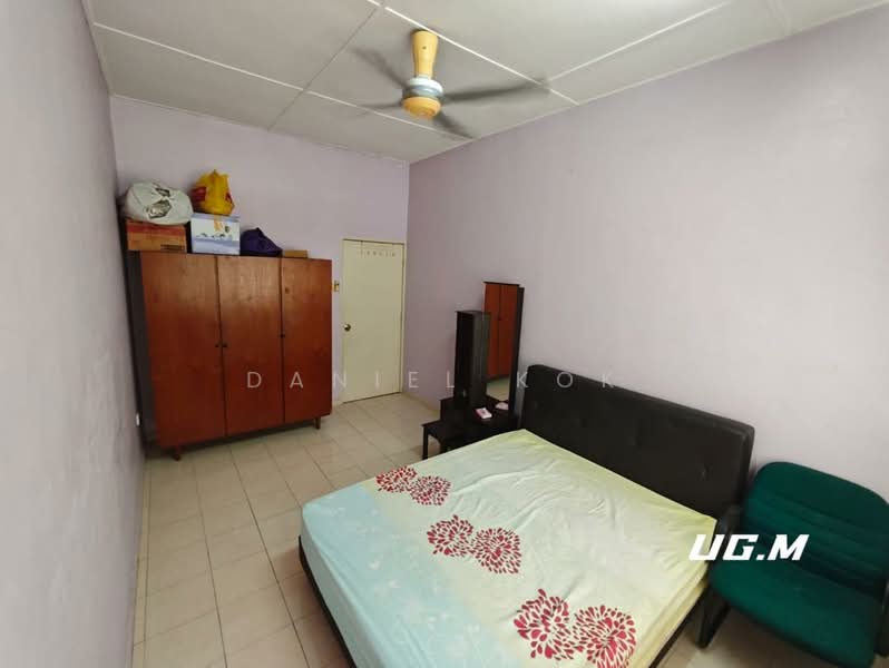 2-storey Terraced House for Sale in Taman Sejati (Klang) - Daniel Kok - Bedroom - PropertyGuru.com.my