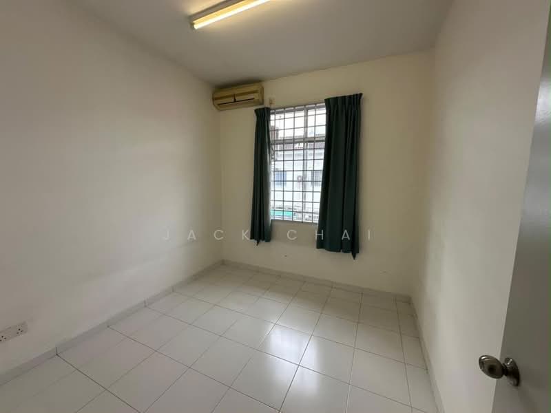 Rumah Teres 2-Tingkat untuk Dijual di Setia Tropika (Johor Bahru) - Jack Chai - Interior - PropertyGuru.com.my