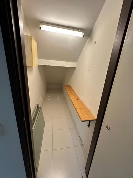 Rumah Teres 2-Tingkat untuk Dijual di Setia Tropika (Johor Bahru) - Jack Chai - Corridor - PropertyGuru.com.my