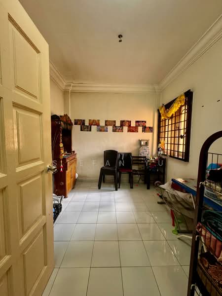 Pangsapuri untuk Dijual di Lily & Jasmine Apartment - Stefan Yu - Living Room - PropertyGuru.com.my