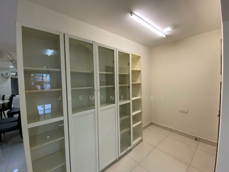 Rumah Teres 2-Tingkat untuk Disewa di Petaling Jaya (Selangor) - Jasmine Yap - Study - PropertyGuru.com.my