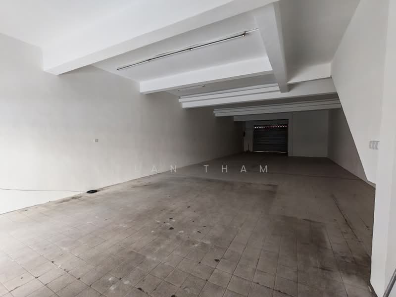 Shop / Office for Rent in Bandar Baru Permas Jaya (Permas Jaya) - Alan Tham - Interior - PropertyGuru.com.my
