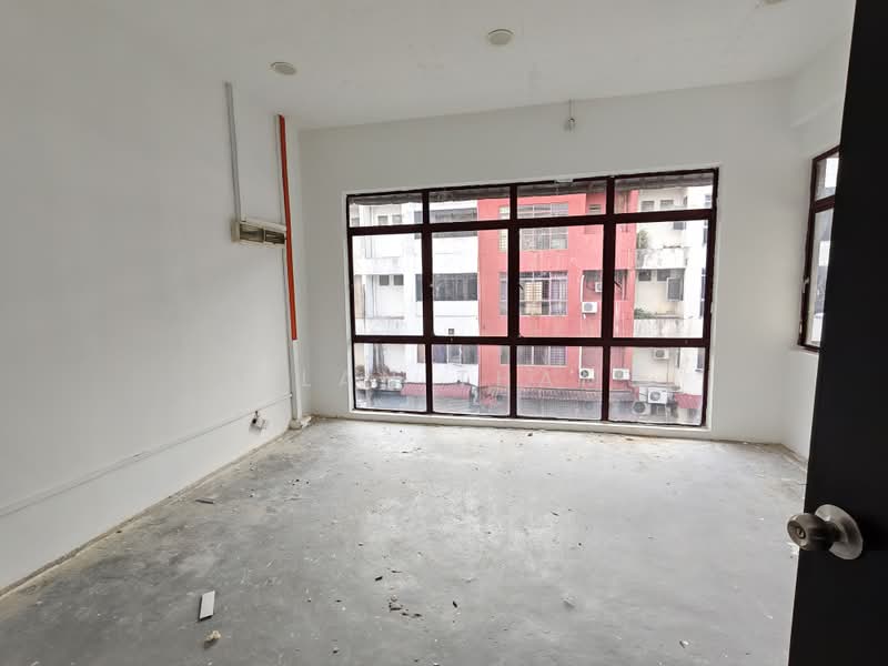 Shop / Office for Rent in Bandar Baru Permas Jaya (Permas Jaya) - Alan Tham - Interior - PropertyGuru.com.my