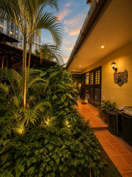 Rumah Berkembar untuk Dijual di Batu Ferringhi (Penang) - Ressha Ramesh - Exterior - PropertyGuru.com.my