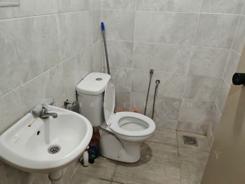 Shop / Office untuk Disewa di Cyber 9 (Cyberjaya) - Roseabelle Low - Bathroom - PropertyGuru.com.my