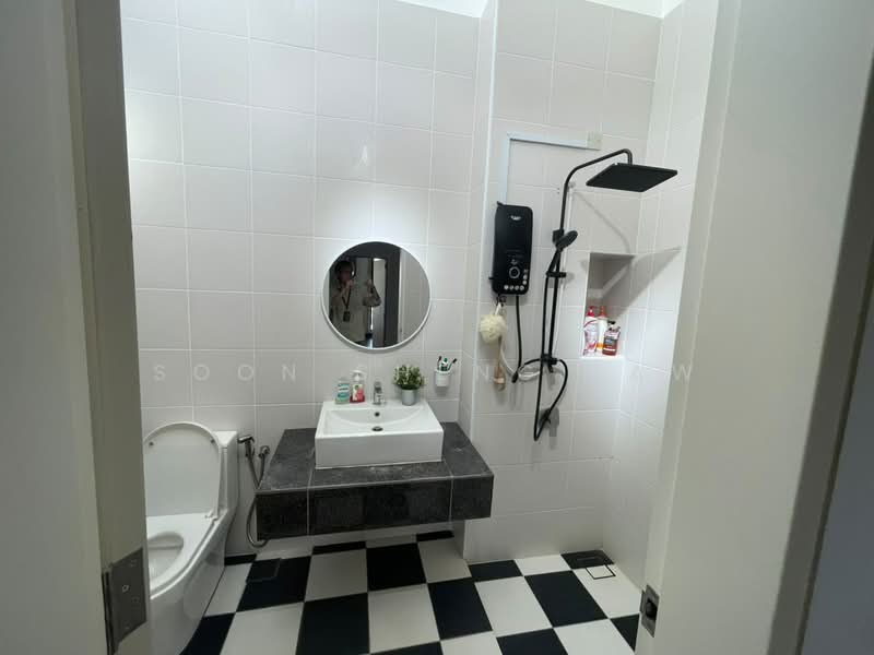 Rumah Teres 2-Tingkat untuk Dijual di Eco Majestic (Semenyih) - Soon Sheng Law - Bathroom - PropertyGuru.com.my