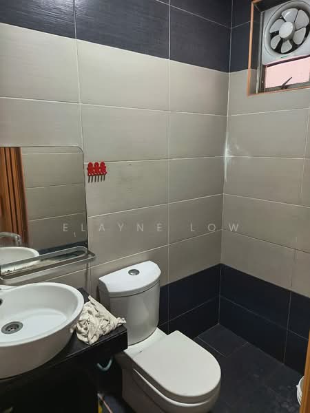 Semi-Detached House for Sale in Taman Bukit Rinting (Masai) - Elayne Low - Bathroom - PropertyGuru.com.my