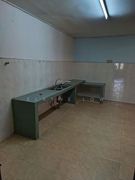 Semi-Detached House for Sale in Taman Bukit Rinting (Masai) - Elayne Low - Kitchen - PropertyGuru.com.my