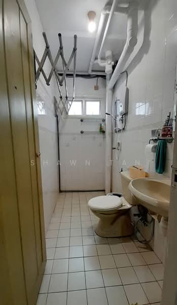 Apartment for Sale at Sri Intan 1 - Shawn Tan - Bathroom - PropertyGuru.com.my