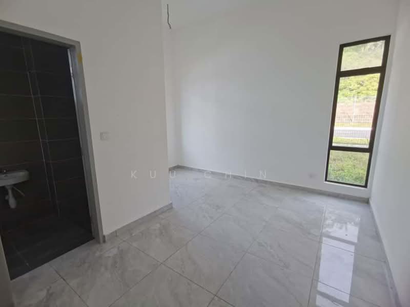 Rumah Teres 2-Tingkat untuk Dijual di Taman Mutiara (Kulai) - Kuu Chin - PropertyGuru.com.my