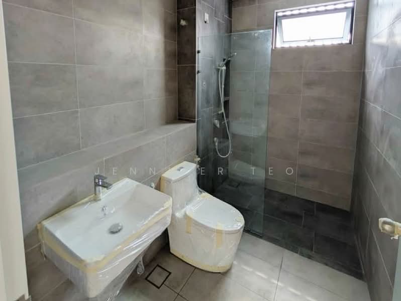 2-storey Terraced House for Sale in Bandar Gamuda Gardens (Rawang) - Jennifer Teo - Bathroom - PropertyGuru.com.my