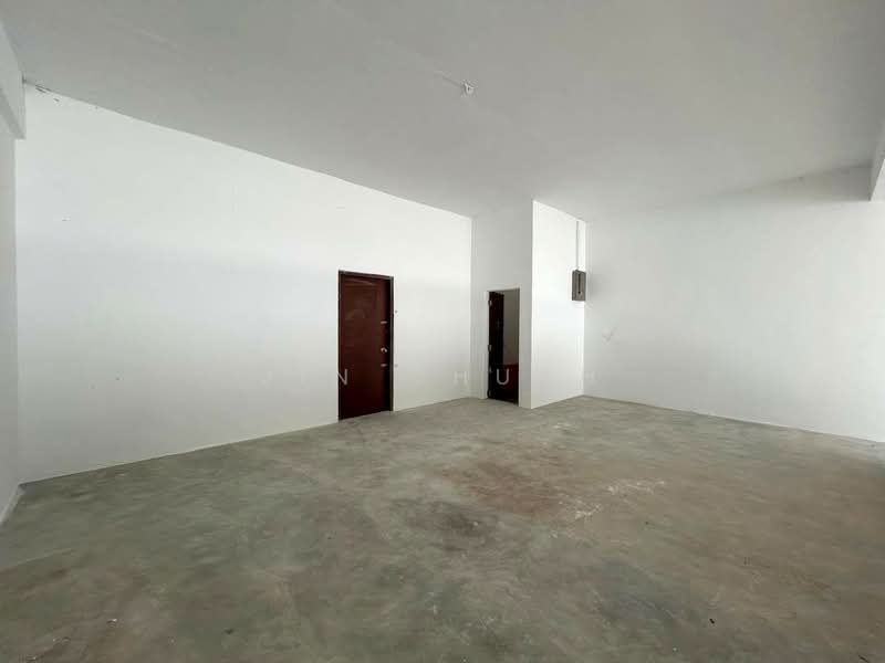 Shop for Rent in Tanjung Tokong (Penang) - Jin Chuah - Interior - PropertyGuru.com.my