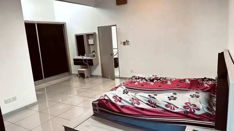 Rumah Kluster untuk Dijual di Taman Kempas Utama (Tebrau) - Karl Lim - Bedroom - PropertyGuru.com.my