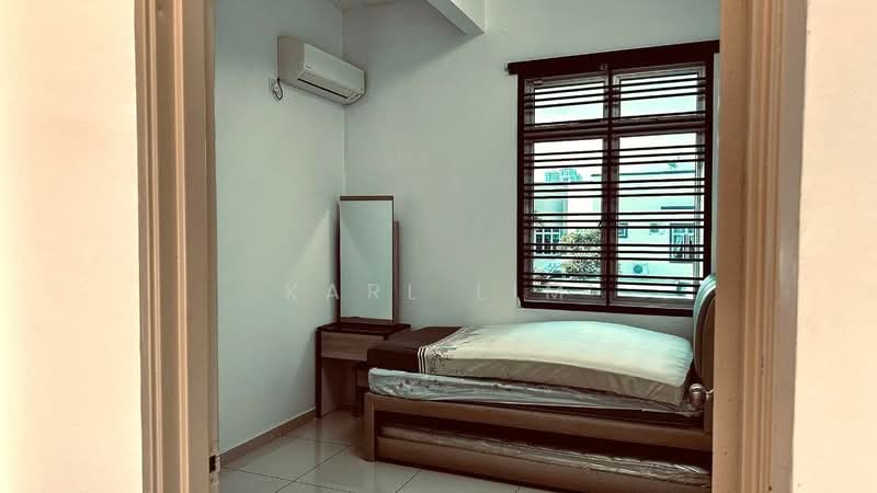 Rumah Kluster untuk Dijual di Taman Kempas Utama (Tebrau) - Karl Lim - Bedroom - PropertyGuru.com.my