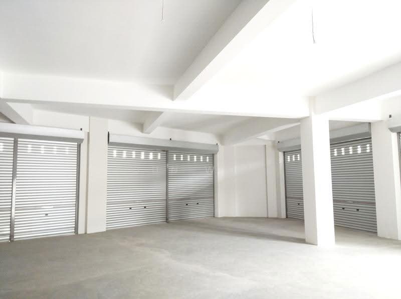 Shop / Office untuk Dijual di Jenjarom (Banting) - John Wong - Interior - PropertyGuru.com.my