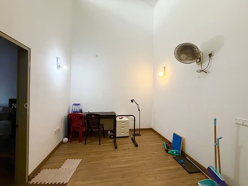 Rumah Teres untuk Dijual di Elmina (Shah Alam) - NORFADILAH ZAINUDDIN - Study - PropertyGuru.com.my