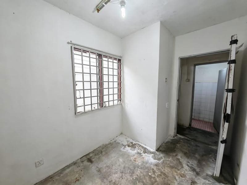Rumah Flat untuk Disewa di Flat Tasek 64 - Kasper Lee - Interior - PropertyGuru.com.my