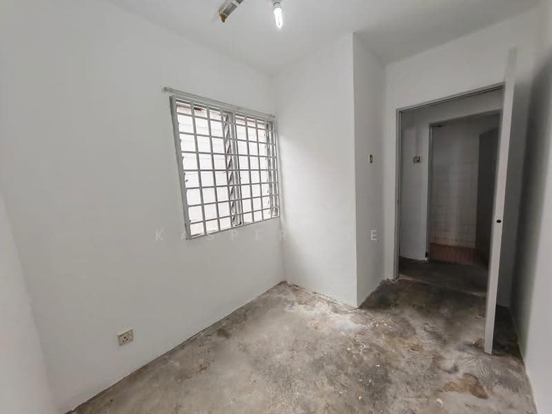 Rumah Flat untuk Disewa di Flat Tasek 64 - Kasper Lee - Interior - PropertyGuru.com.my