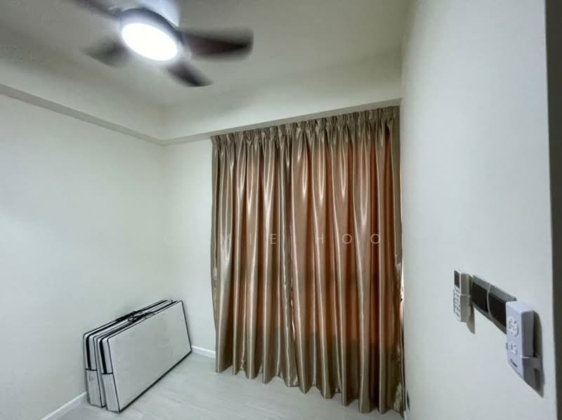 Kediaman Servis untuk Dijual di The Era @ Duta North - Camie Hoo - Bedroom - PropertyGuru.com.my