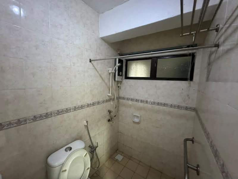 Rumah Teres 2-Tingkat untuk Dijual di Taman Perling (Perling) - Karl Lim - Bathroom - PropertyGuru.com.my