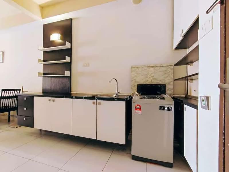 Apartment for Sale at Bayu Marina - Jack Ching - Kitchen - PropertyGuru.com.my