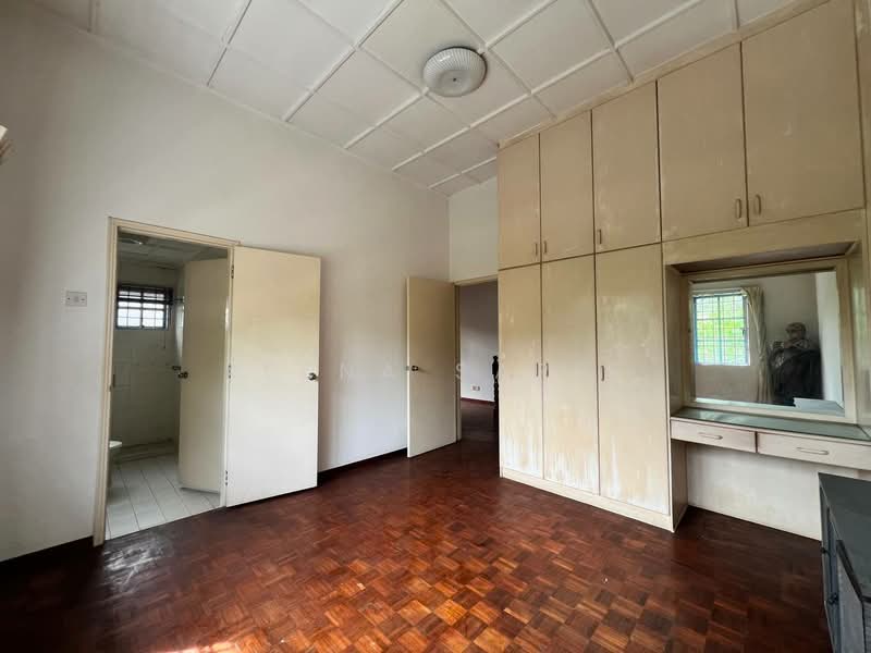 Bungalow House for Sale in Damansara Heights (Kuala Lumpur) - Reena Sarif - Bedroom - PropertyGuru.com.my
