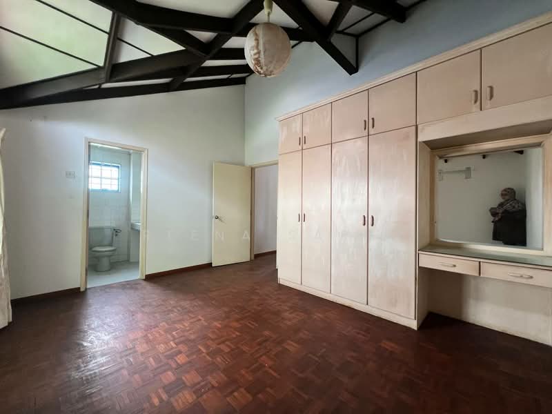 Bungalow House for Sale in Damansara Heights (Kuala Lumpur) - Reena Sarif - Bedroom - PropertyGuru.com.my