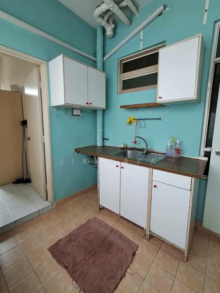Condominium for Sale at Sterling - Jik Wafa - Kitchen - PropertyGuru.com.my