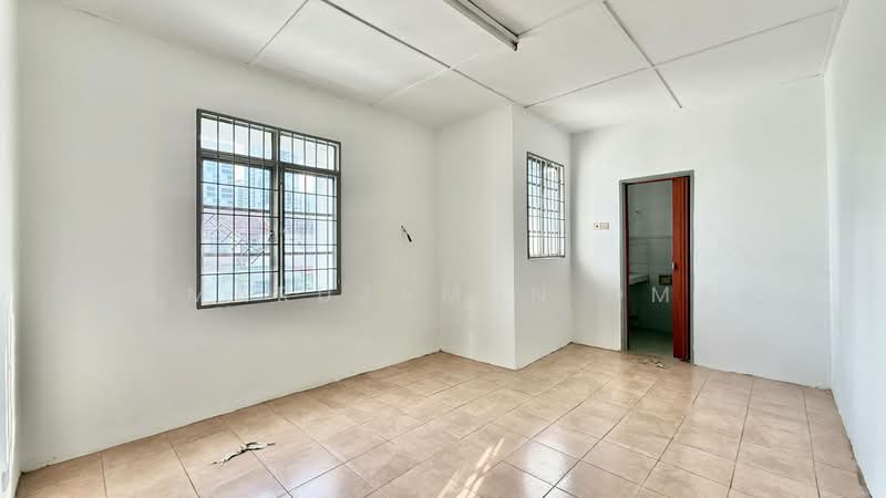 Rumah Teres 2-Tingkat untuk Dijual di Subang Jaya (Selangor) - Kamaruzaman Omar - Interior - PropertyGuru.com.my