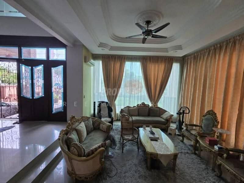 Bungalow House untuk Dijual di SS19 (Subang Jaya) - Reena Sarif - Living Room - PropertyGuru.com.my
