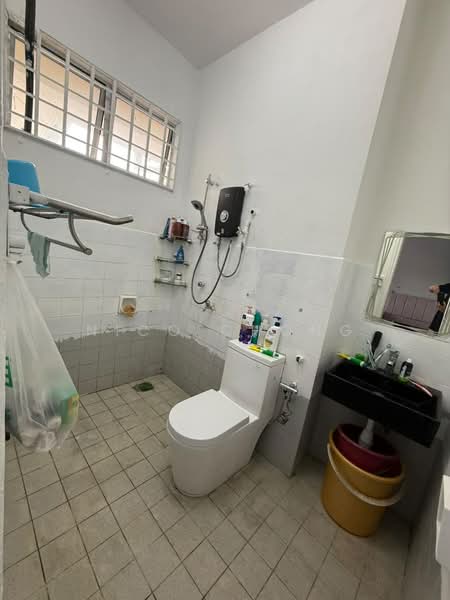 Rumah Teres 2-Tingkat untuk Dijual di Bandar Baru Permas Jaya (Permas Jaya) - Nico Chong - Bathroom - PropertyGuru.com.my