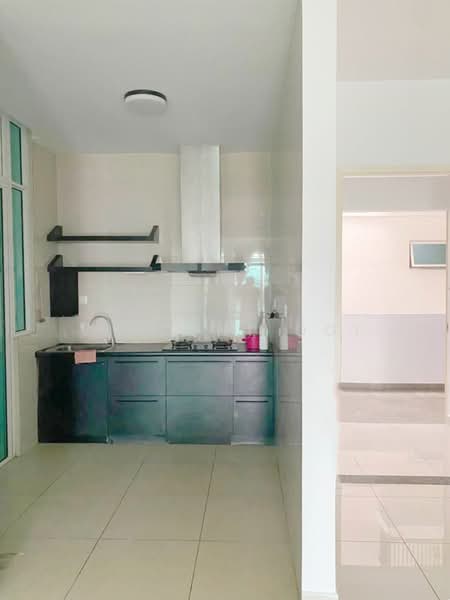 Service Residence for Sale at Setia Tri-angle - Vincent Ooi - Kitchen - PropertyGuru.com.my