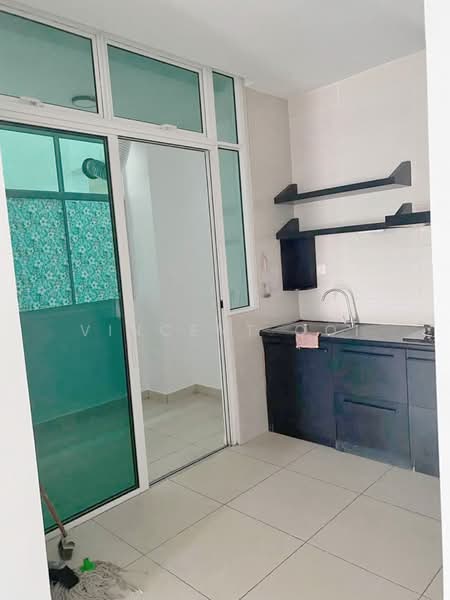 Service Residence for Sale at Setia Tri-angle - Vincent Ooi - Kitchen - PropertyGuru.com.my