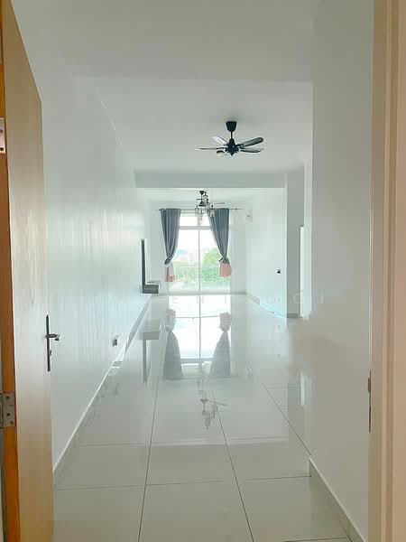 Service Residence for Sale at Setia Tri-angle - Vincent Ooi - Corridor - PropertyGuru.com.my