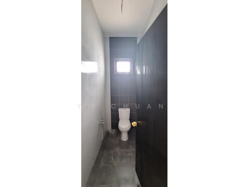 Kedai untuk Disewa di Taman Sutera (Kajang) - YW Chuan - Bathroom - PropertyGuru.com.my