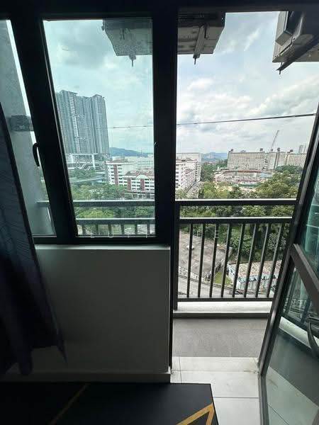 Kediaman Servis untuk Disewa di Majestic Maxim - Luff Lee - Balcony - PropertyGuru.com.my