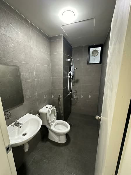 Kediaman Servis untuk Disewa di Majestic Maxim - Luff Lee - Bathroom - PropertyGuru.com.my