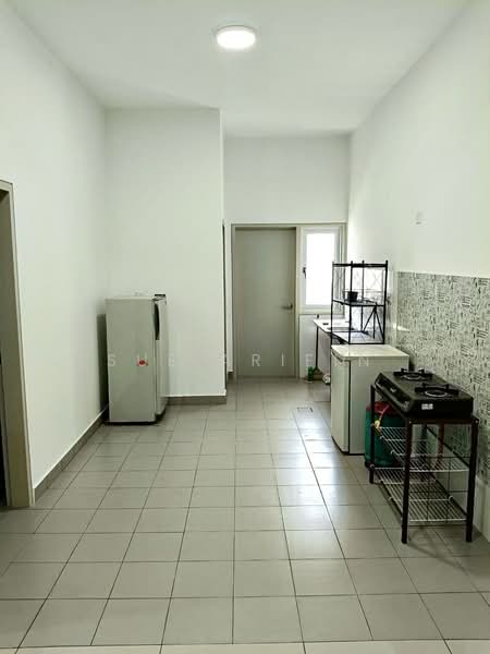 Rumah Teres 2-Tingkat untuk Dijual di Dengkil (Selangor) - Sue Arifin - Kitchen - PropertyGuru.com.my